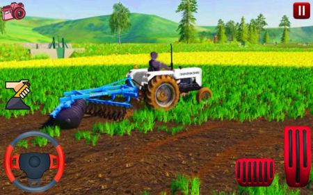 拖拉机耕作犁地New Tractor Farming Plow Land